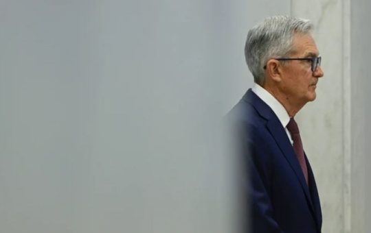 Fed may be forced into emergency rate cut before May meeting, JPMorgan executive suggests