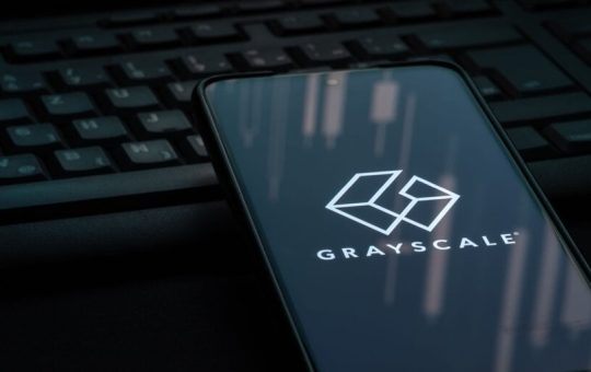 Grayscale Still Tops All US Spot Bitcoin ETFs in Revenue
