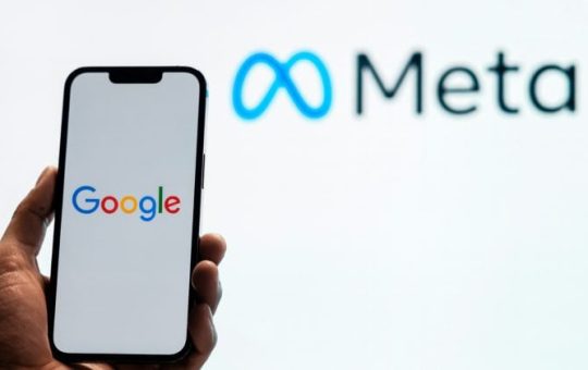 Alphabet stock gains as Meta AI chip deal boosts market prospects