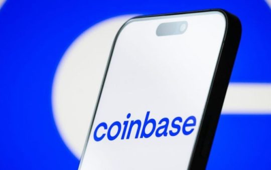 Coinbase Premium Gap drops to -$57, signaling heavy US selling