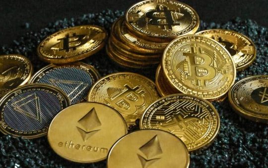 Crypto funds draw $1.4B in third straight week of inflows, strongest since January